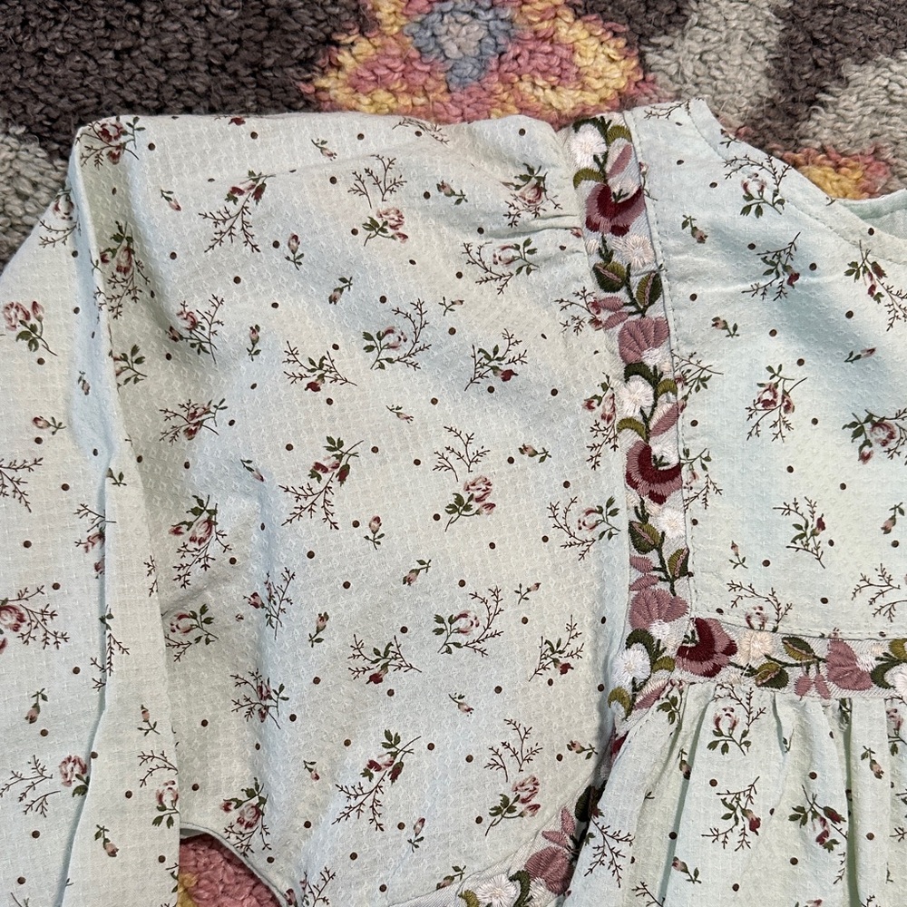 In Bloom Light Green Blouse with Floral Accents NWOT - Picture 3 of 10